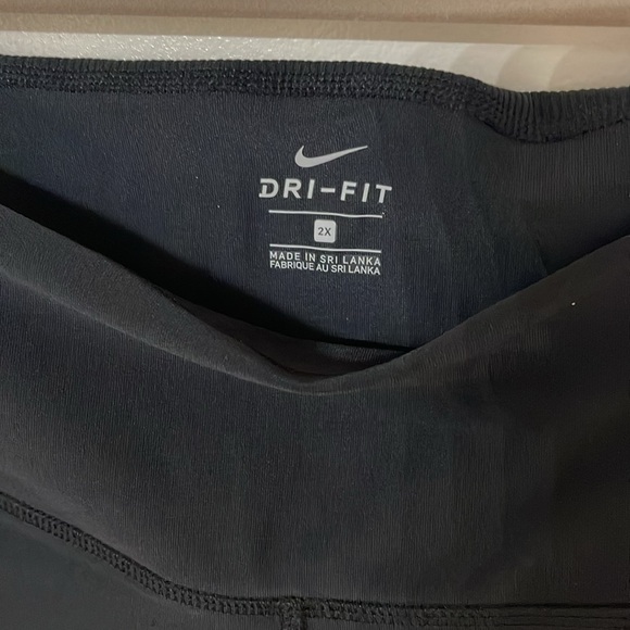 NIKE NWT WOMEN PLUS SIZE 2X Training Tights Power Sculpt HYPER Black BV1530 010 - Picture 2 of 12